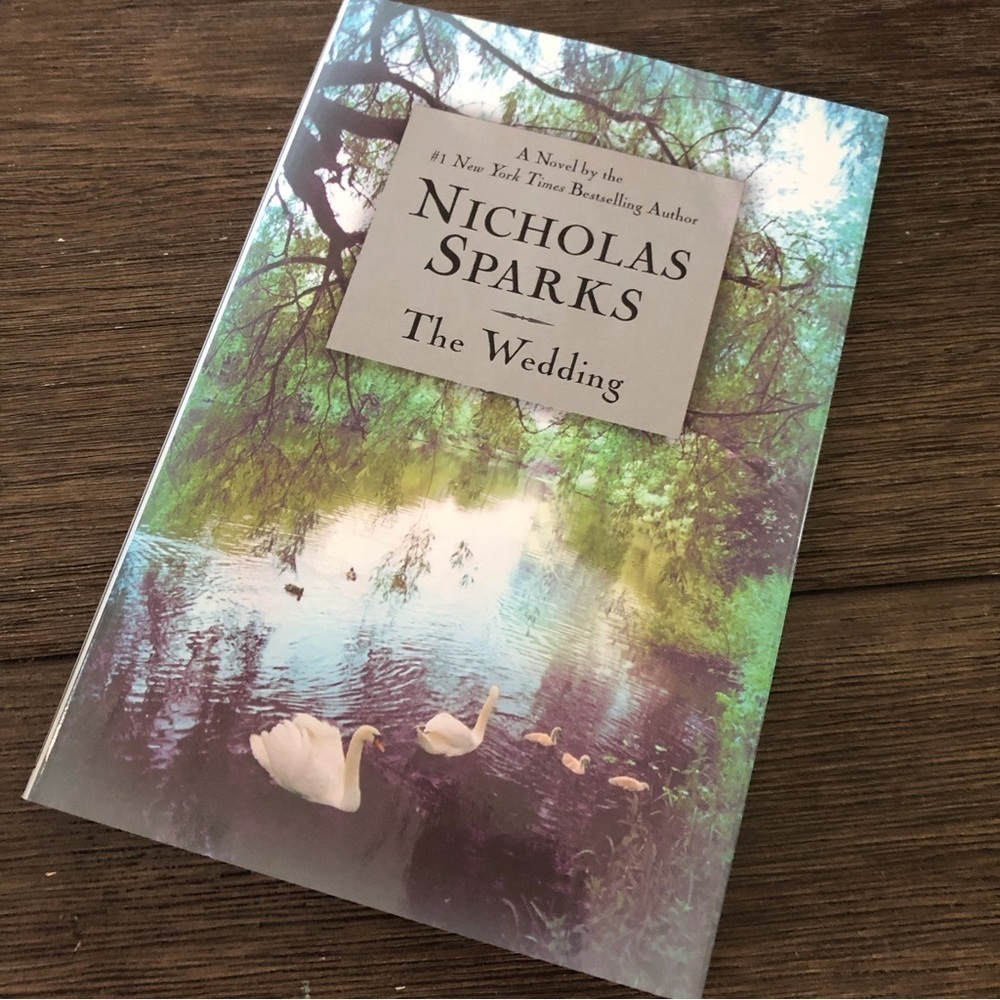 The Wedding by: Nicholas Sparks paperback book